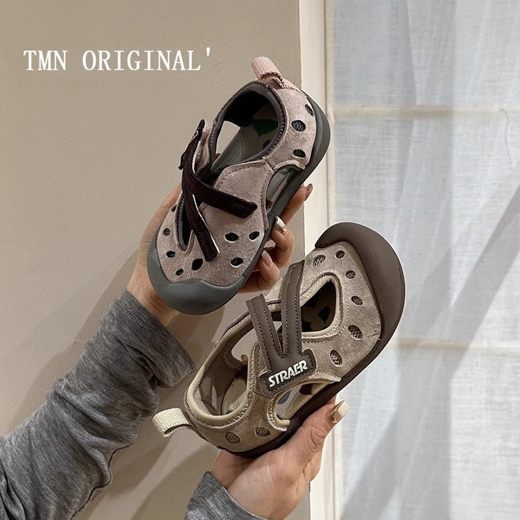 2026 Summer Kids Sandals Closed-Toe Hollow Out Breathable Beach Shoes Soft Sole EVA Water Shoes For Boys Girls