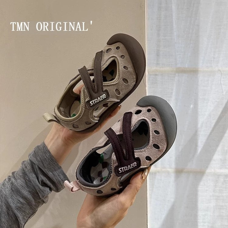 2026 Summer Kids Sandals Closed-Toe Hollow Out Breathable Beach Shoes Soft Sole EVA Water Shoes For Boys Girls