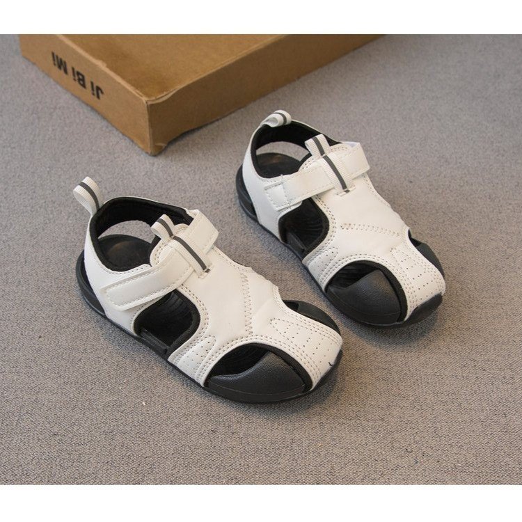Children's Baotou Sandals Lightweight Soft Bottom Beach Shoes For Girls' Leisure Sports Baby Shoes